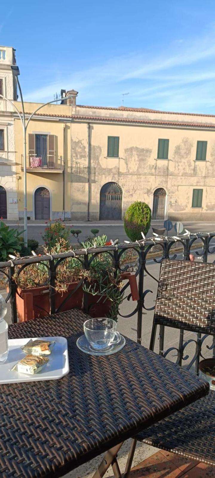 Velia'S Home Casa Vacanze B&B Castel Sant'Elia Exterior photo
